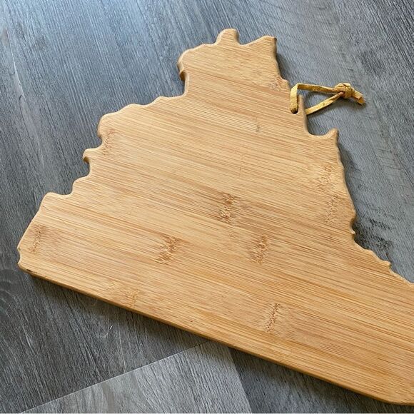 Totally Bamboo Virginia Cutting And Serving Board Kitchen Gently Used - Picture 12 of 12